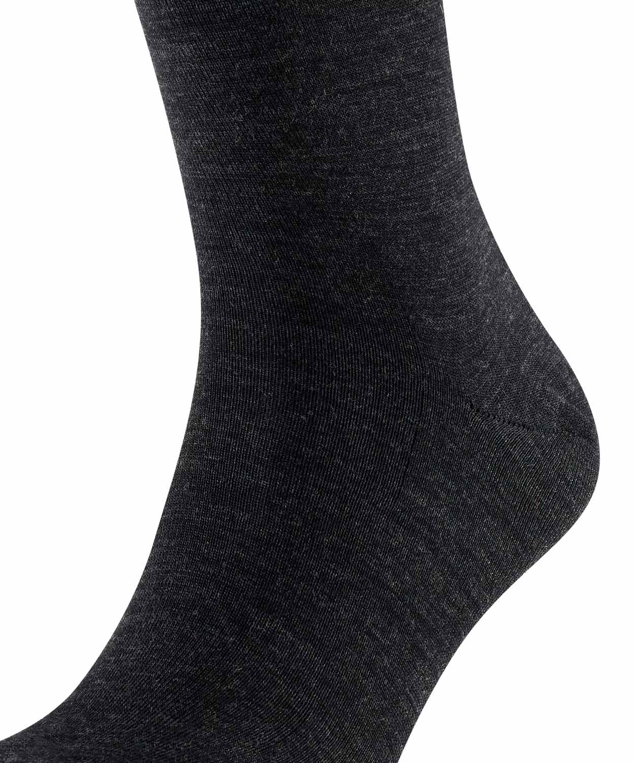 Kniekousen - Airport 4